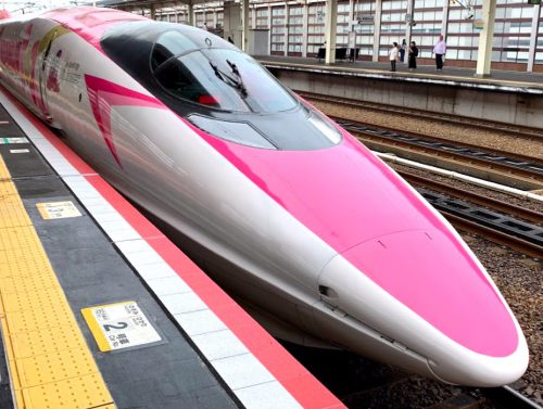 hello kitty shinkansen